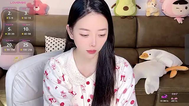 Yilin1999 online show from February 2025 05:20:01 AM