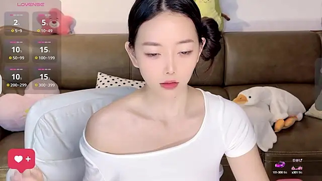 Yilin1999 online show from March 2025 04:06:02 PM