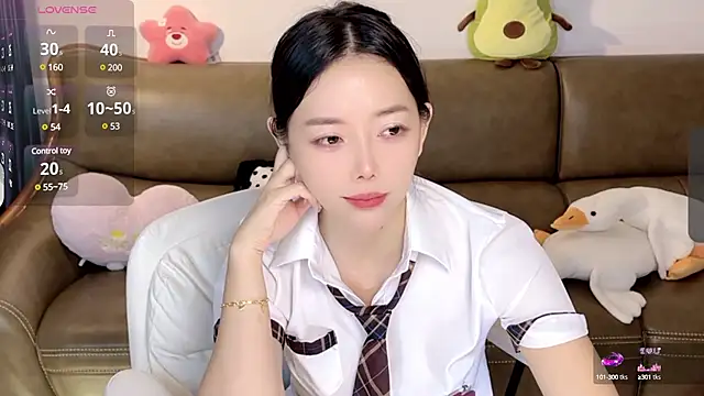 Yilin1999 online show from February 2025 04:29:01 AM