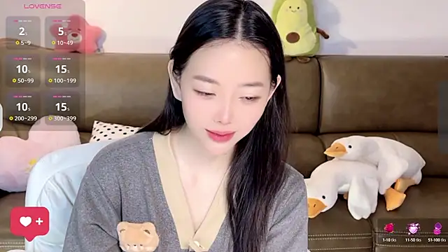 Yilin1999 online show from March 2025 02:04:02 AM