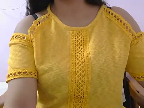 Snapshot of diva-22 chatting on March 2025 09:03:02 AM diva-22 online show from March 2025 09:03:02 AM