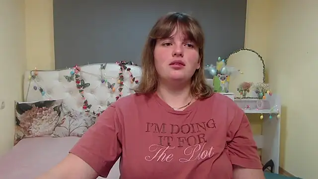 Snapshot of StaceyLex chatting on April 2026 05:11:02 AM StaceyLex online show from April 2026 05:11:02 AM