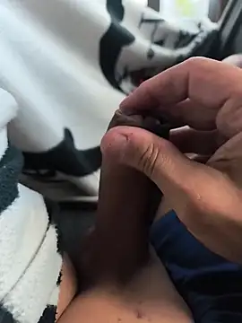 mirrowhot online show from December 2025 03:18:02 PM