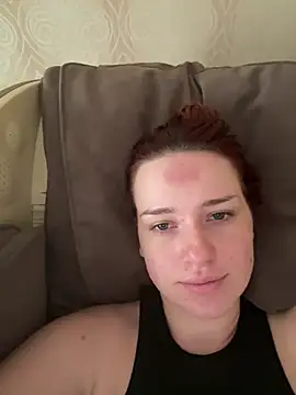 LisaElfy online show from February 2026 12:39:02 PM