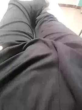 Snapshot of black_cobra70 chatting on February 2025 03:05:01 PM black cobra70 online show from February 2025 03:05:01 PM