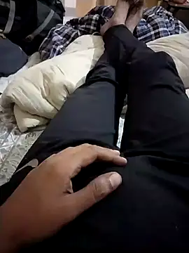 Snapshot of black_cobra70 chatting on December 2024 01:47:01 PM black cobra70 online show from December 2024 01:47:01 PM