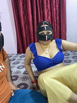 Snapshot of mickey_love chatting on February 2026 05:17:02 AM mickey love online show from February 2026 05:17:02 AM