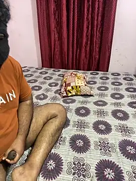 Snapshot of mickey_love chatting on February 2026 05:40:02 AM mickey love online show from February 2026 05:40:02 AM