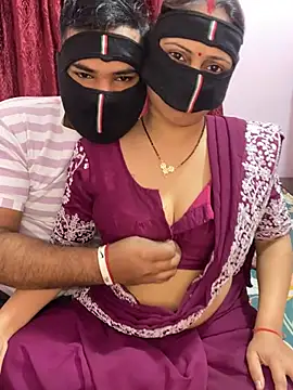 Snapshot of mickey_love chatting on March 2025 06:52:02 AM mickey love online show from March 2025 06:52:02 AM