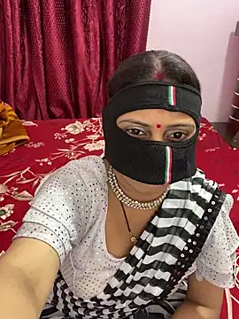 Snapshot of mickey_love chatting on March 2025 04:39:02 PM mickey love online show from March 2025 04:39:02 PM