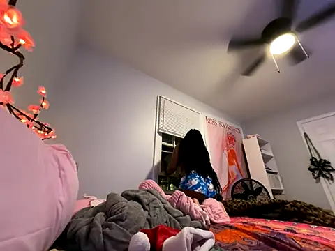 strip4faith online show from December 2025 05:45:02 AM