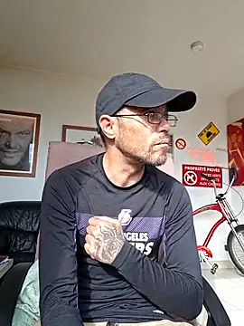 mileflav0r online show from May 2026 07:34:01 AM