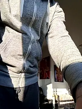 Snapshot of mileflav0r chatting on March 2026 07:09:02 AM mileflav0r online show from March 2026 07:09:02 AM