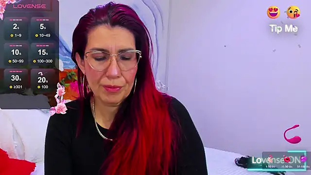 Perla Franco online show from November 2025 02:42:01 PM