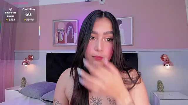 elodie walker online show from November 2025 11:54:01 AM