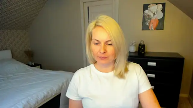 Alicee Gracee online show from December 2025 09:21:01 AM