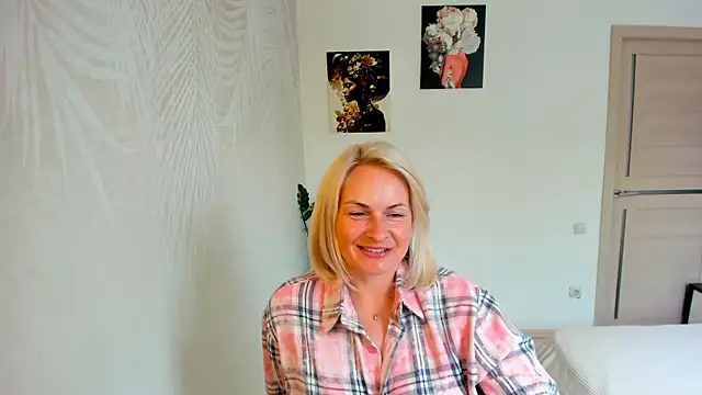 Alicee Gracee online show from July 2026 09:49:01 AM