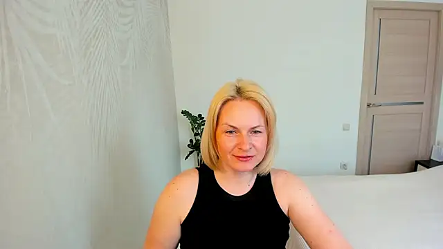 Alicee Gracee online show from April 2026 09:55:02 AM