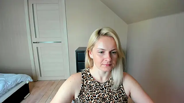 Alicee Gracee online show from March 2025 08:32:02 AM