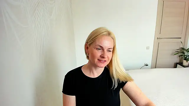 Alicee Gracee online show from March 2026 09:56:02 AM