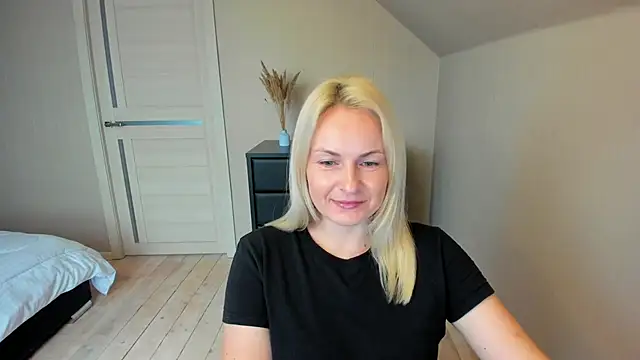 Alicee Gracee online show from October 2025 08:48:02 AM