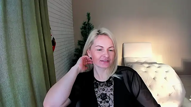 Alicee Gracee online show from December 2025 11:05:01 AM