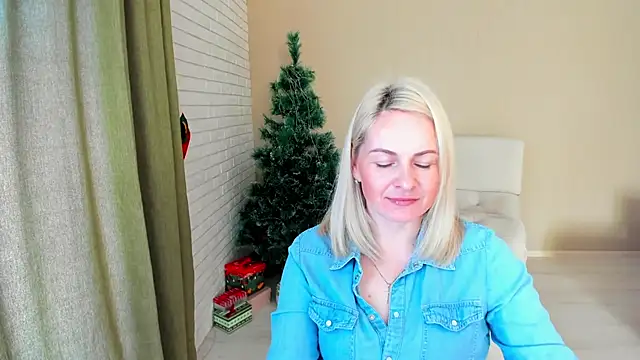 Alicee Gracee online show from December 2025 10:21:01 AM