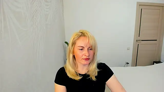 Alicee Gracee online show from March 2026 04:52:01 PM