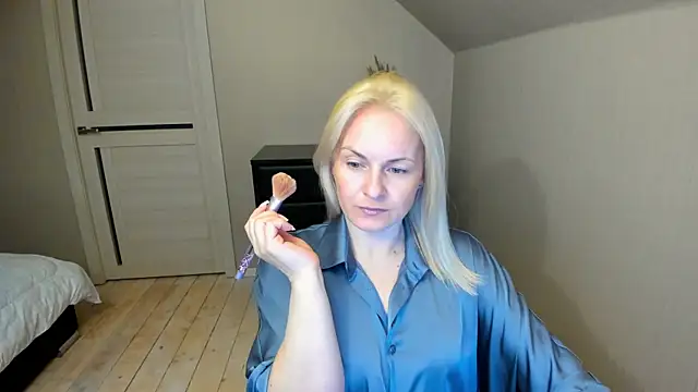 Alicee Gracee online show from March 2025 06:18:01 PM