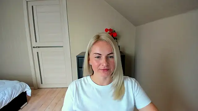 Alicee Gracee online show from October 2025 09:32:02 AM