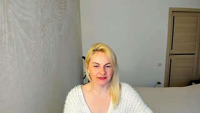 Alicee Gracee online show from April 2026 12:50:01 PM