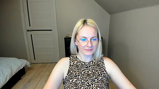 Alicee Gracee online show from March 2025 06:18:01 PM