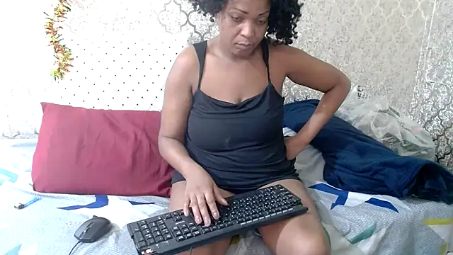 Snapshot of MaximTease24 chatting on March 2025 09:22:02 AM MaximTease24 online show from March 2025 09:22:02 AM