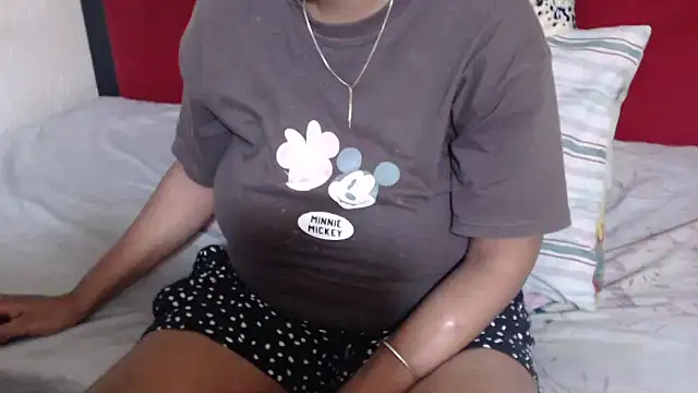MaximTease24 online show from May 2026 09:29:02 PM