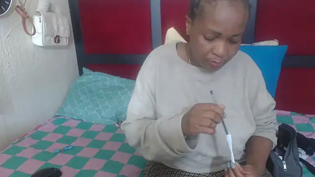 MaximTease24 online show from March 2026 07:03:02 PM