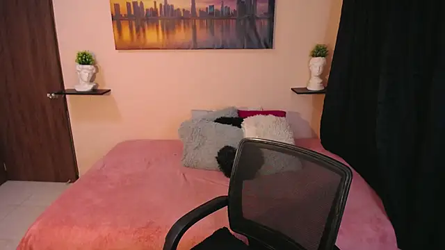 cristal-evanns online show from November 2025 03:39:02 AM