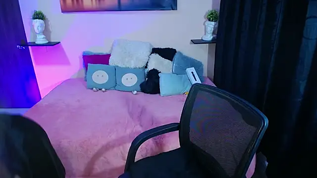 cristal-evanns online show from January 2025 12:03:01 AM