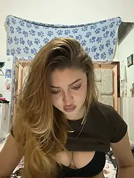 cristal-evanns online show from May 2026 05:08:02 PM