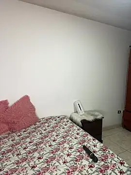 cristal-evanns online show from May 2026 07:44:02 PM