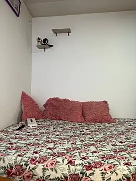 cristal-evanns online show from May 2026 09:29:01 PM