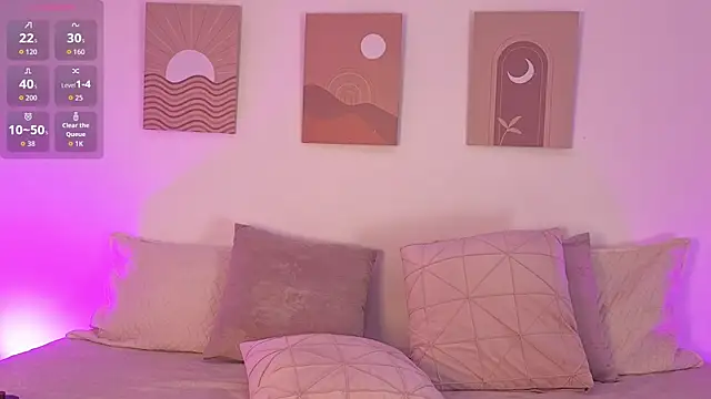 Mia Heartt online show from December 2025 07:18:02 PM