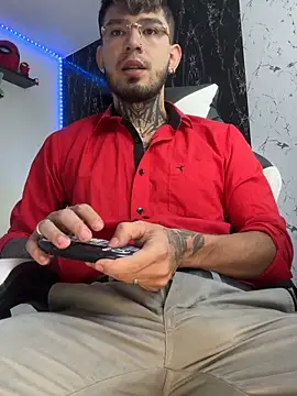 Snapshot of Anthony-Martin chatting on October 2025 12:17:01 PM Anthony-Martin online show from October 2025 12:17:01 PM