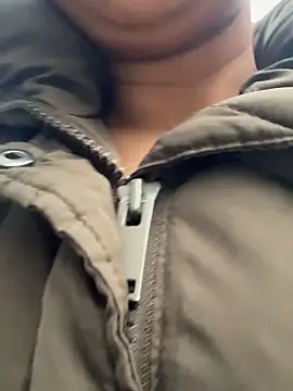 Snapshot of ScarletAss chatting on September 2025 05:13:01 AM ScarletAss online show from September 2025 05:13:01 AM