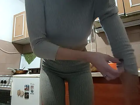 beaverwoman online show from November 2025 01:49:01 PM