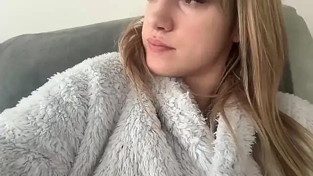 LustfulLuna  online show from April 2026 09:05:01 AM