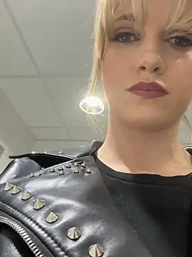 LustfulLuna  online show from March 2026 02:35:01 PM