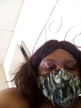 Snapshot of bonbonaumiel chatting on January 2025 08:24:01 AM bonbonaumiel online show from January 2025 08:24:01 AM