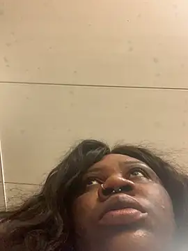 Snapshot of bonbonaumiel chatting on January 2025 07:17:02 PM bonbonaumiel online show from January 2025 07:17:02 PM