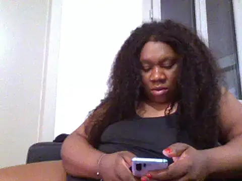 Snapshot of bonbonaumiel chatting on December 2024 08:04:01 PM bonbonaumiel online show from December 2024 08:04:01 PM