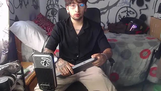 Dereck Dickson online show from December 2025 05:13:01 PM